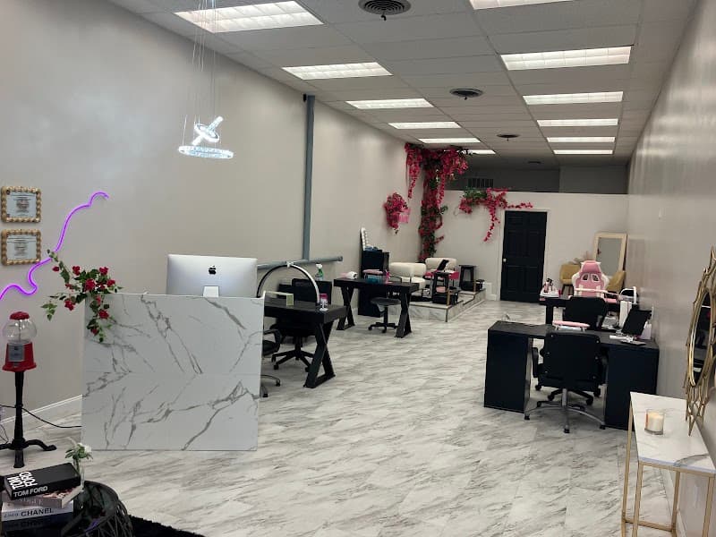 Chic6 Beauty Lounge Chic6 Beauty Lounge