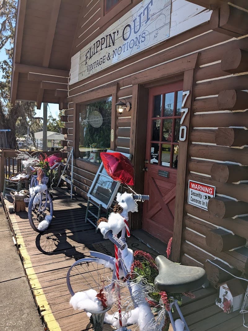 Flippin Out Vintage Flippin Out Vintage