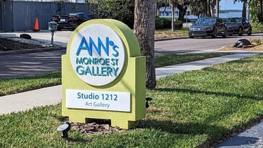 Ann's Monroe St. Gallery
