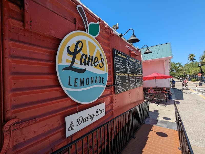 Dunedin's Main Squeeze Dunedin's Main Squeeze