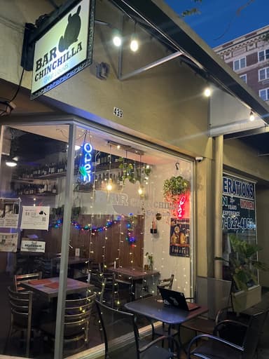 Bar Chinchilla Bar Chinchilla